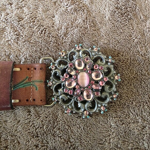 Streets Ahead Vintage Leather Belt Sz S Pink Rhinestone Medallion USA - Picture 8 of 11